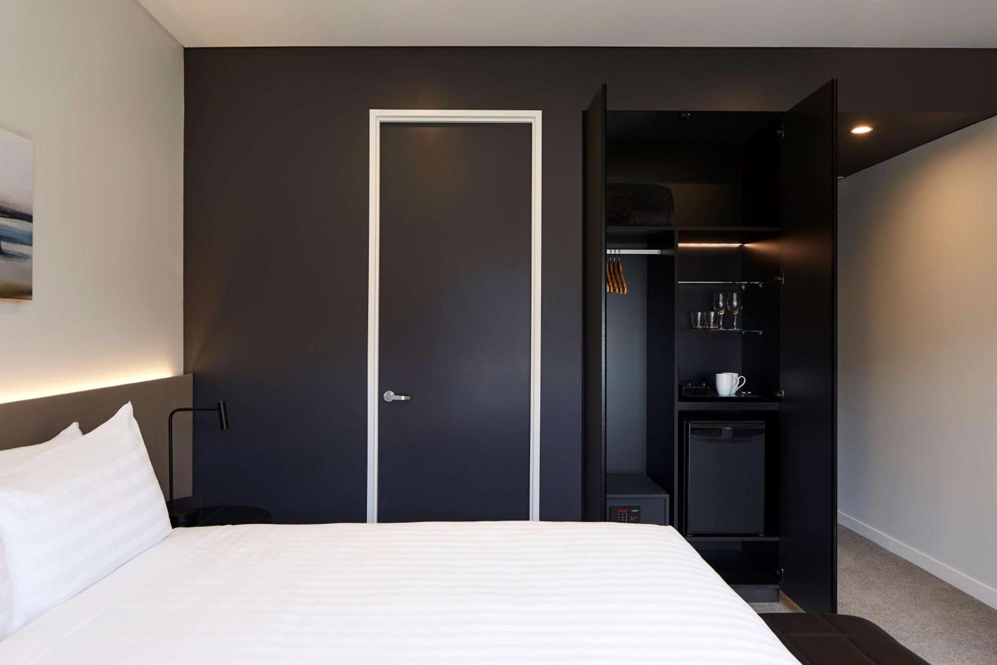 ทราเวลลอดจ์ โฮเทล อ็อคแลนด์ วินยาร์ด ควอเตอร์ Hotel โอ๊คแลนด์ ห้อง รูปภาพ